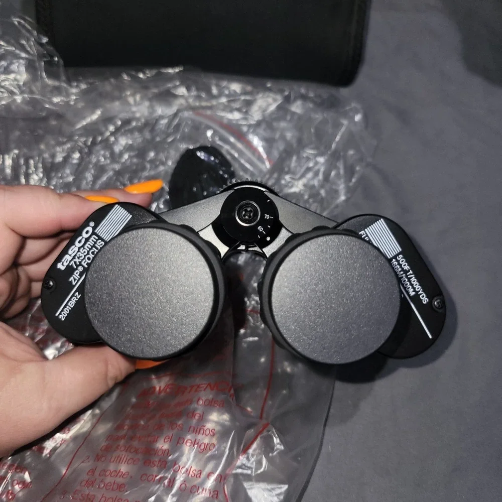 Tasco Zip Focus Binoculars 7x35mm Fully Coated Optics 500Ft / 1000Yds Hunting